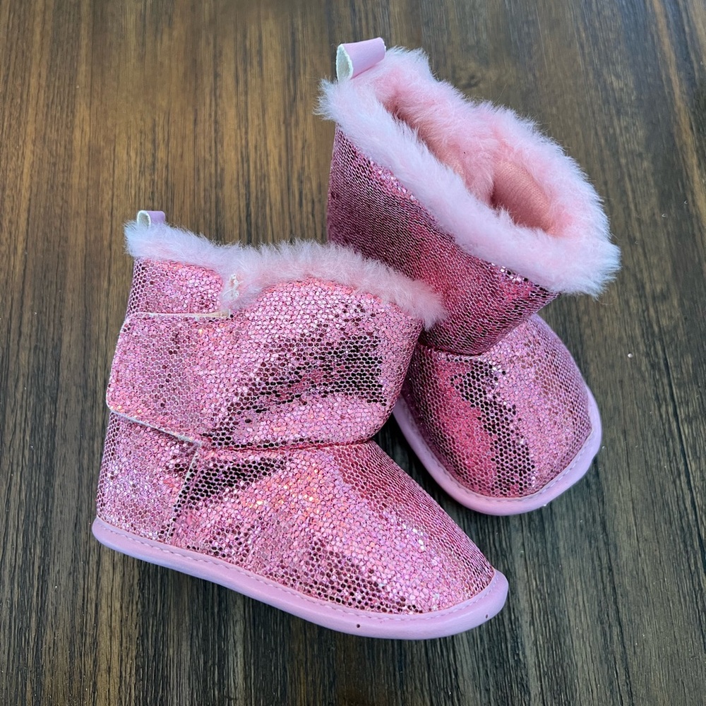 BABY GIRL FAUX FUR PINK GLITTER SHINY CUTE FASHION HOT NEW BOOTS BOOTIES NEWBORN